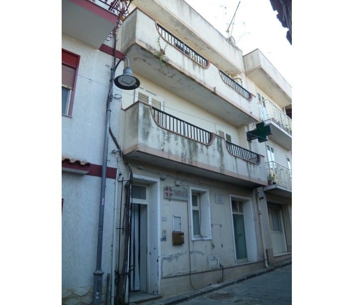 Immobile residenziale a Limina