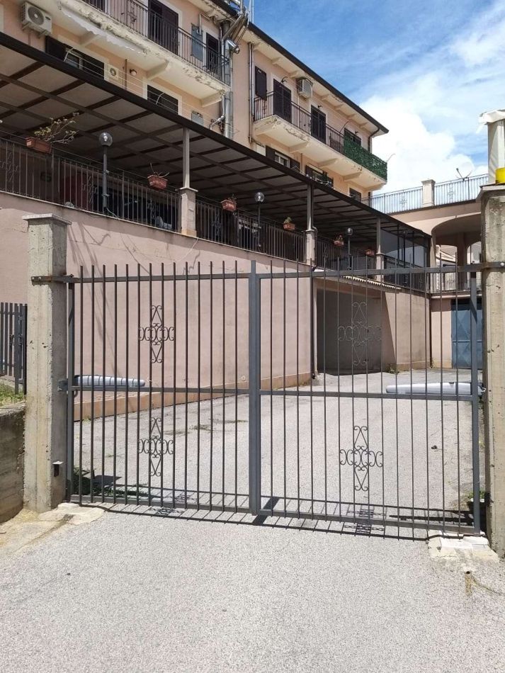 Immobile commerciale a Piazza Armerina