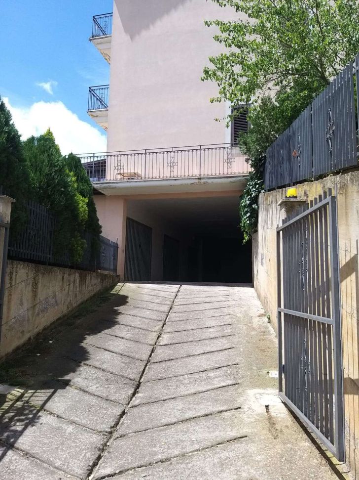 Immobile commerciale a Piazza Armerina