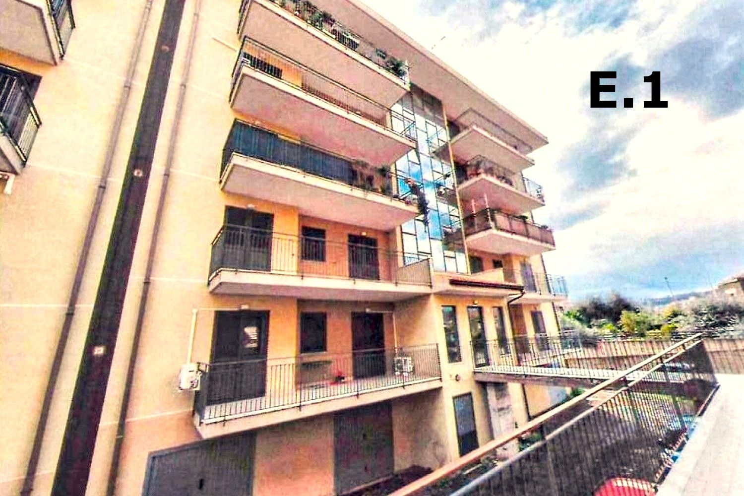 Immobile residenziale a Acireale